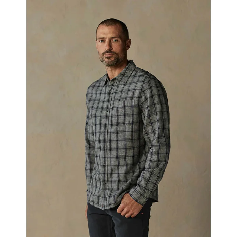 Men's subtle micro-ripple shirts-Men's Nikko Button Up Shirt